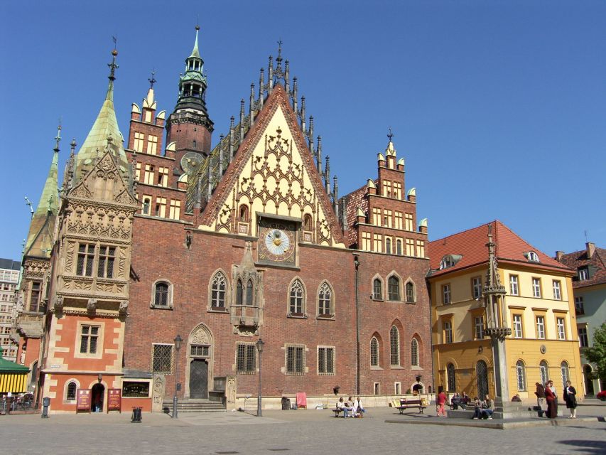 Wroclaw: Old City Walk and Cruise With Small Gondola - Booking and Cancellation Policies