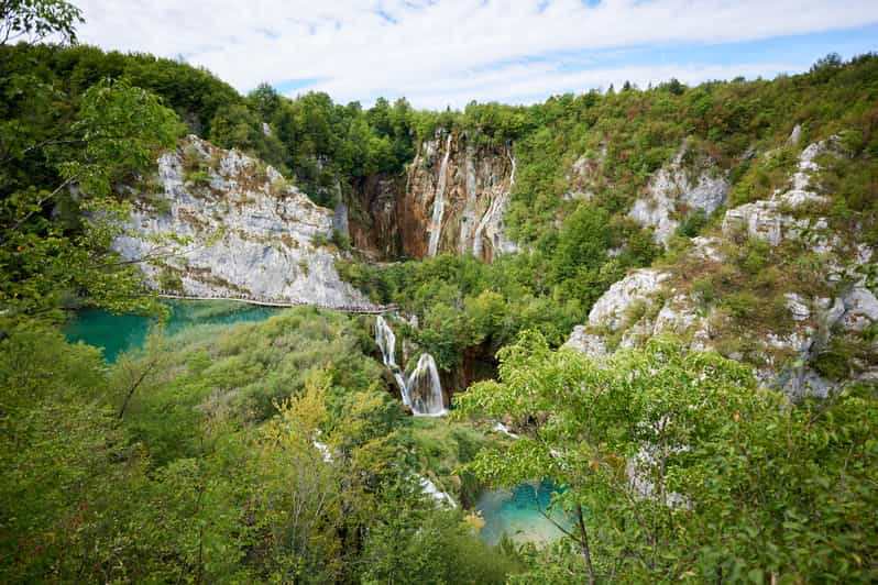 Zadar: Plitvice Lakes: Transfer Tour With Pro Photographer - Exploring Plitvice Lakes