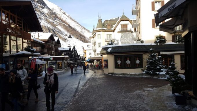 Zermatt: Alpine Village Tour 2 Hours - Tips for Your Visit