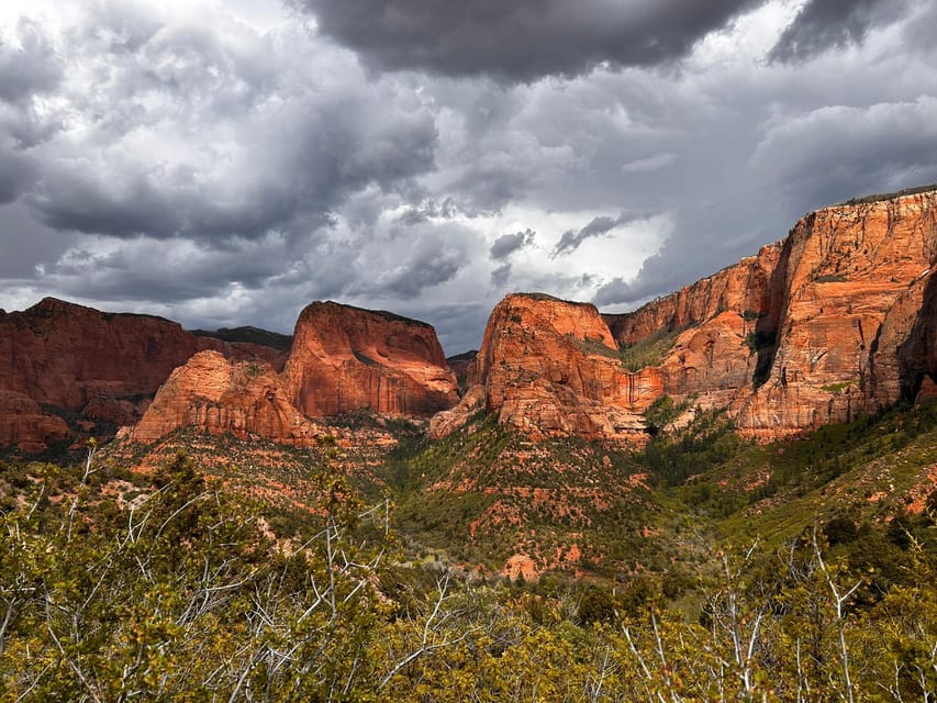 Zion National Park 5-hour Tour: Hike and Drive - Recommended Packing List