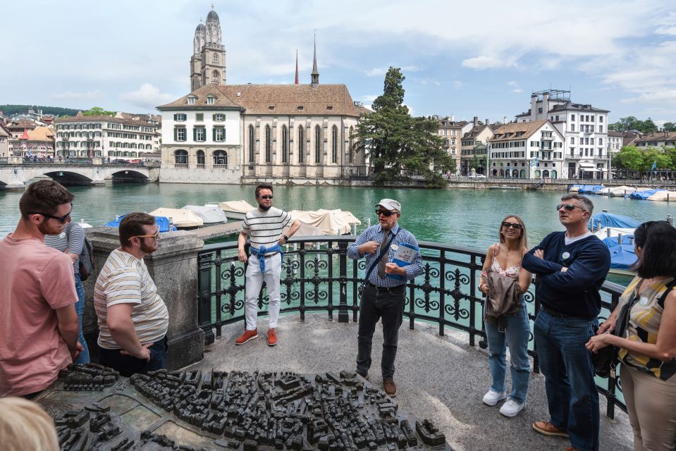 Zürich: City Highlights Tour by Coach, Cable Car, and Ferry - Tips for Travelers