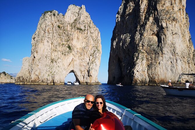 3 Hours Private Capri Boat Tour With Pasta and Prosecco - Customization and Considerations