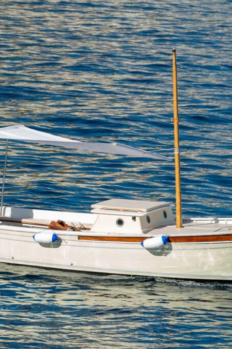 Amalfi Coast Boat: Boat Tour With Traditional Gozzo - Frequently Asked Questions