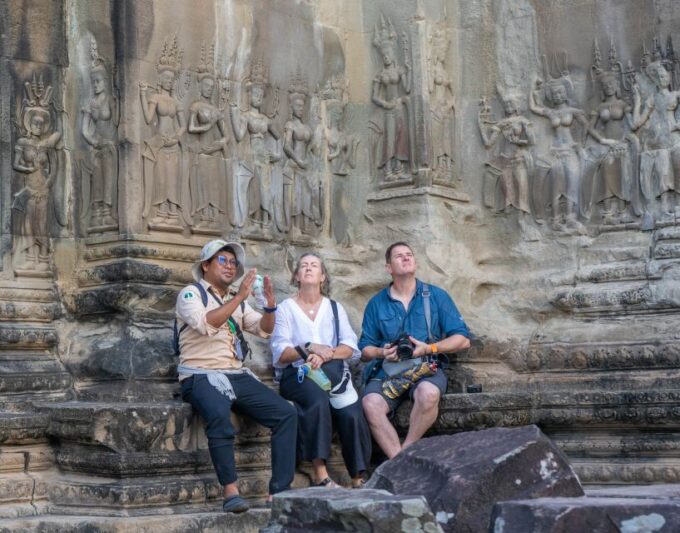 Angkor Wat: Guided Vespa Tour Inclusive Lunch at Local House - Booking and Cancellation Policy
