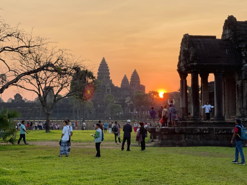 Angkor Wat Sunrise Small Group Tour in Siem Reap - Booking Information