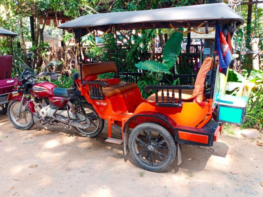 Angkor Wat Tour by Tuk-Tuk With English Speaking Driver - Nearby Attractions to Explore