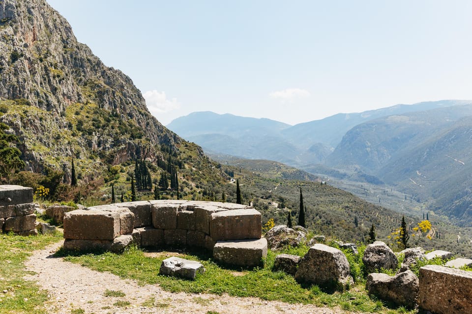 Athens: Mythology of Delphi and Museum Guided Day Tour - Visiting the Museum