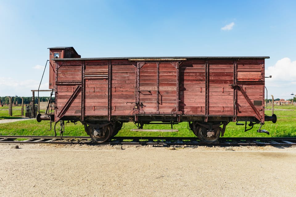 Auschwitz-Birkenau: Skip-the-Line Entry Ticket & Guided Tour - Historical Significance of Auschwitz-Birkenau