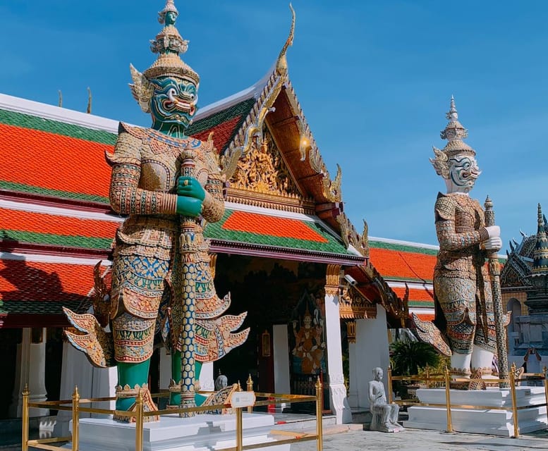 Bangkok: Elegant Grand Palace & Wat Pho - Private Tour - Exploring Wat Pho (Reclining Buddha)