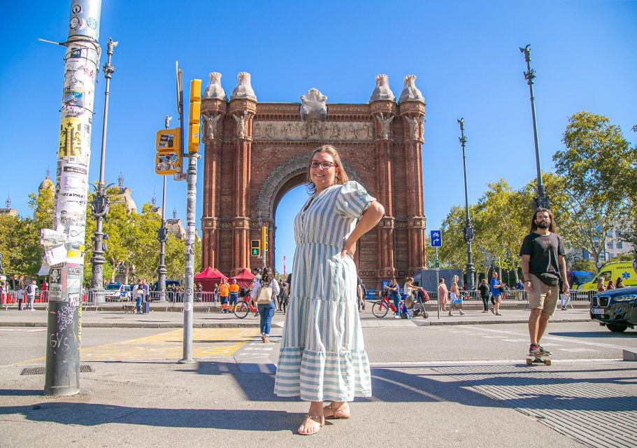 Barcelona: Arc De Triomphe Private Photographic Experience - Photographic Opportunities