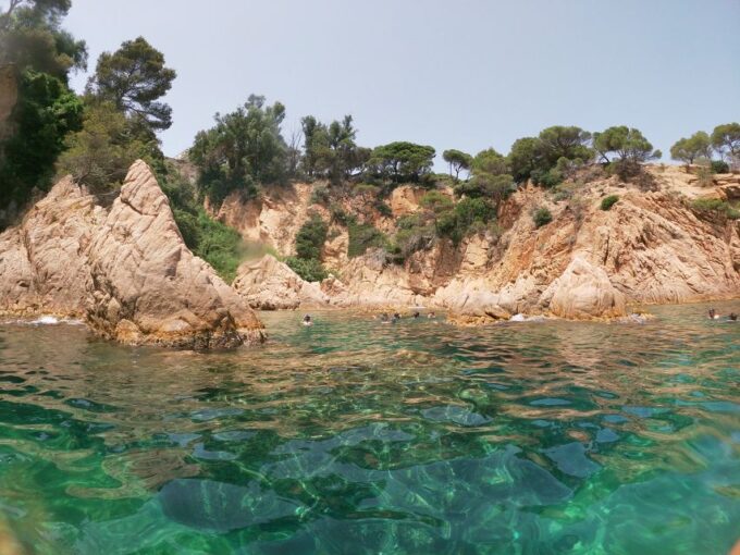 Barcelona: Costa Brava Kayak and Snorkel Tour With Lunch - Important Considerations