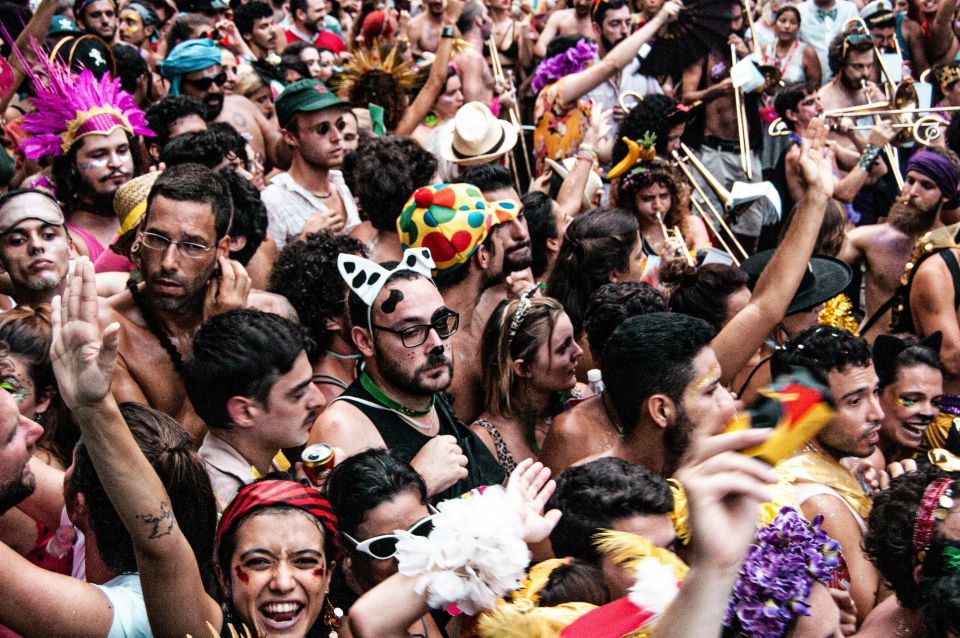 Barranquilla Carnival: Parade W/ Colombia Soccer Federation - Frequently Asked Questions