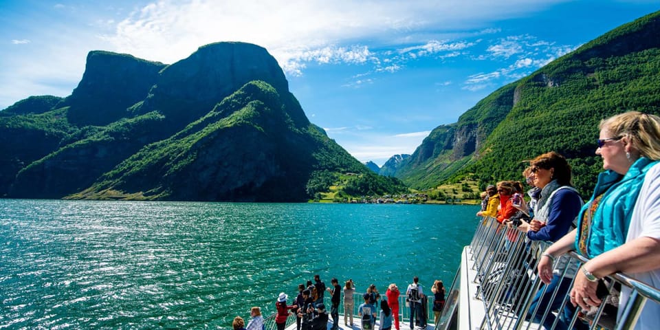 Bergen: Nærøyfjord, Flåm, and Stegastein Guided Bus Tour - Booking Information