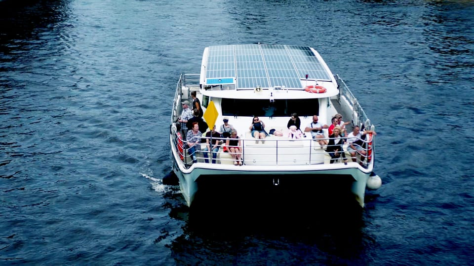 Berlin: Boat Tour on a Solar-Powered Catamaran - Accessibility and Barrier-Free Access