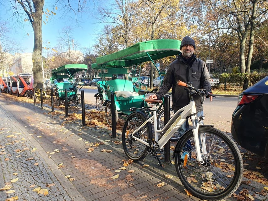 Berlin (E)Bike Tour Historical Highlights in Small Groups - Memorable Experiences