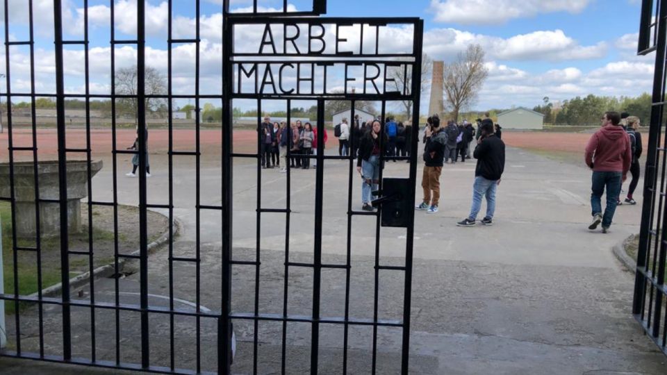 Berlin: Sachsenhausen Concentration Camp Guided Tour - Tips for Visiting Sachsenhausen