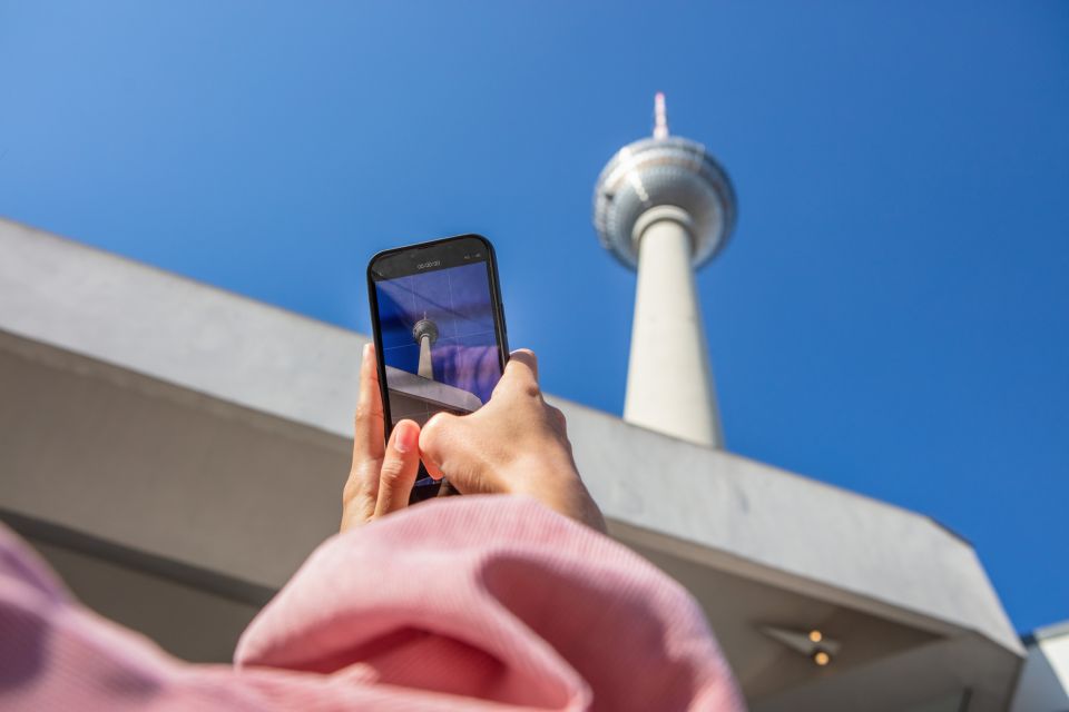 Berlin TV Tower: Fast View Entry Ticket With Afternoon Tea - Tips for Visitors