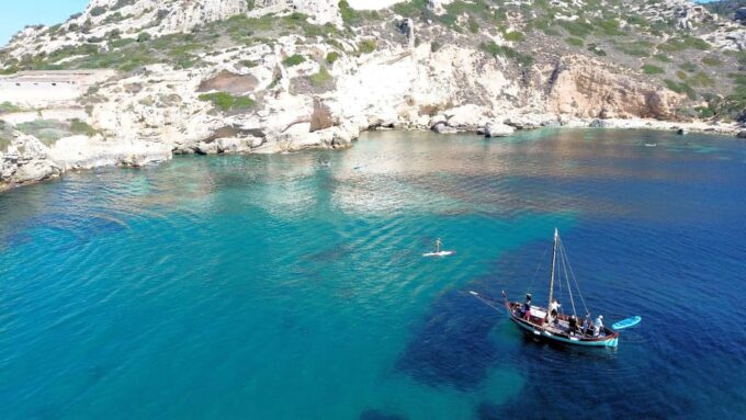 Boat Tour in the Gulf of Cagliari With Aperitif VENERE SAILING - Comfortable Wooden Boat