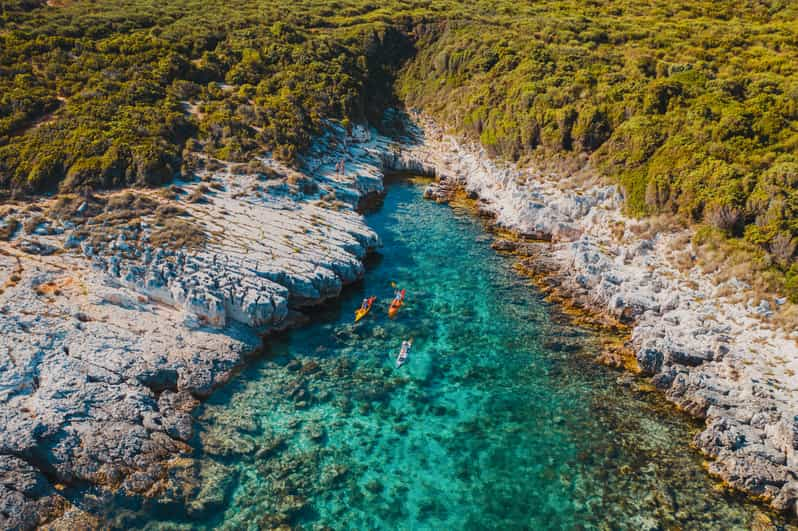 Cape Kamenjak: Cave and Safari Experience by Kayak - Dining and Refreshments