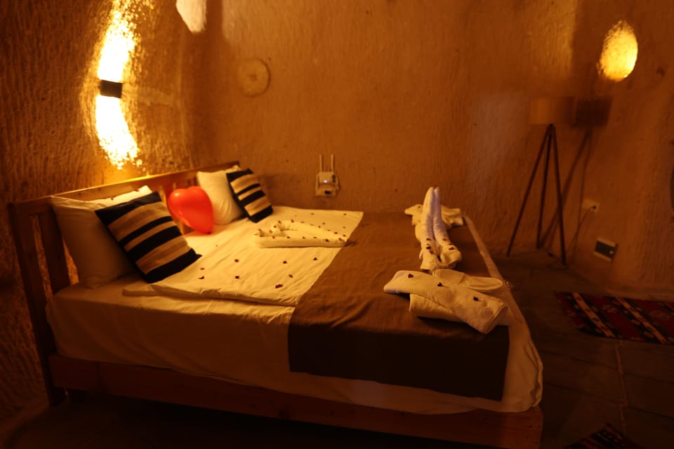 Cappadocia: Honeymoon Package Tour+Red Tour+Hotels+Transfers - Booking and Cancellation Policy