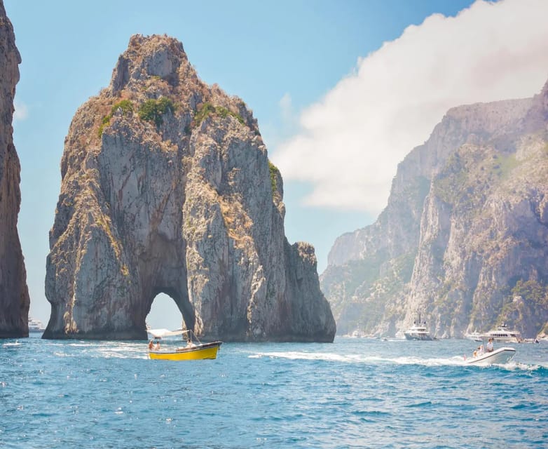 Capri: Small Group Boat Tour With Limoncello and Snacks - Personalized Attention in Small Group