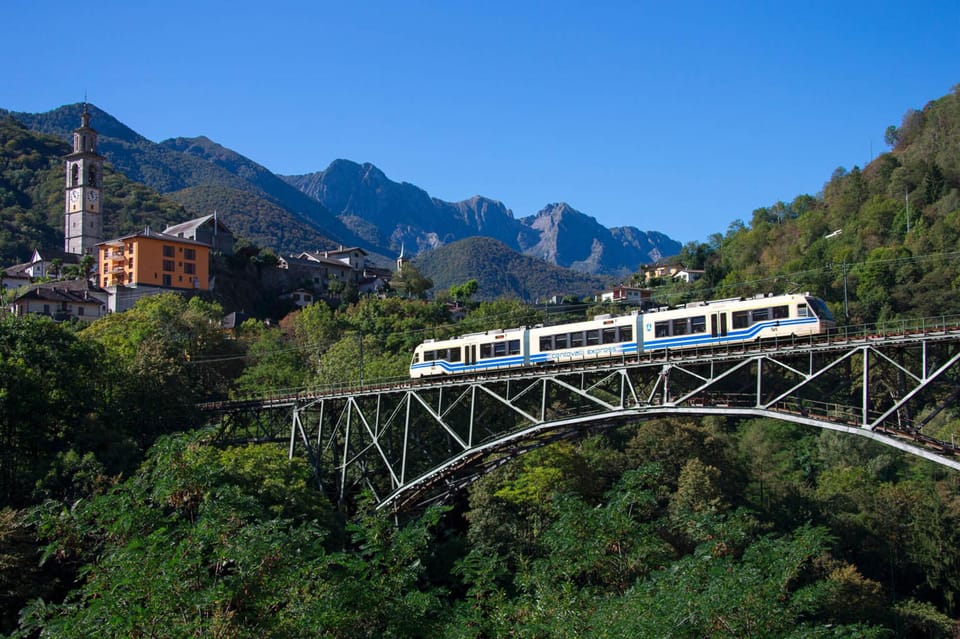 Centovalli Express: Scenic Rail Between Camedo & Domodossola - Overview of the Centovalli Express