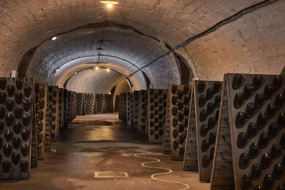 Champagne: Canard-Duchêne Champagne House Tour - Tasting Options