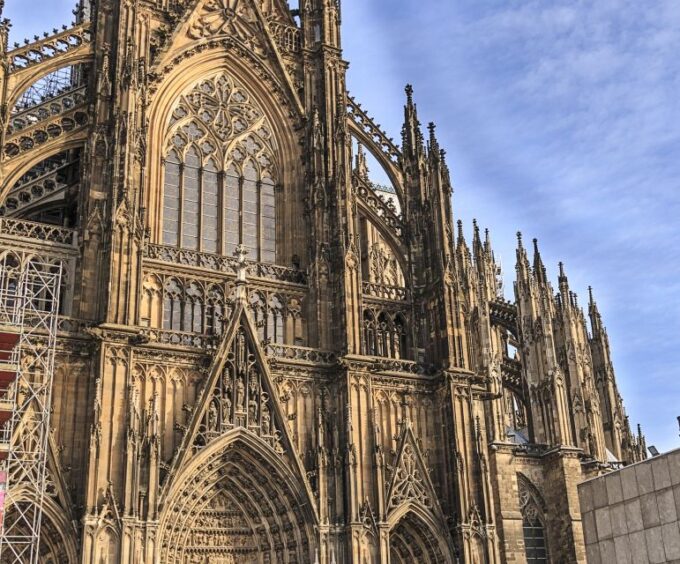 Cologne - Old Town Historic Walking Tour - Booking and Cancellation