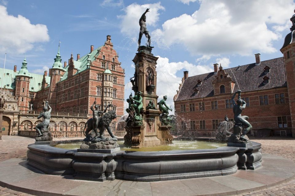 Copenhagen Day Trip to Frederiksborg Castle by Private Car - Local Dining Options