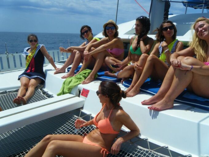 Costa Tropical: Luxury Catamaran Trip With Lunch - Key Highlights and Inclusions