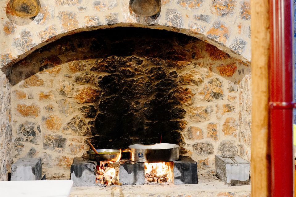 Crete: Olive Oil Festival, Farm Dinner, Live Show & Pickup - Savor the Cretan Culinary Delights