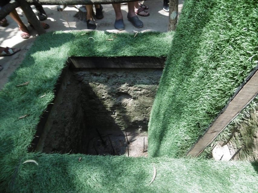 Cu Chi Tunnels & Mekong Delta Full Day Tour - Local Cuisine and Sampling