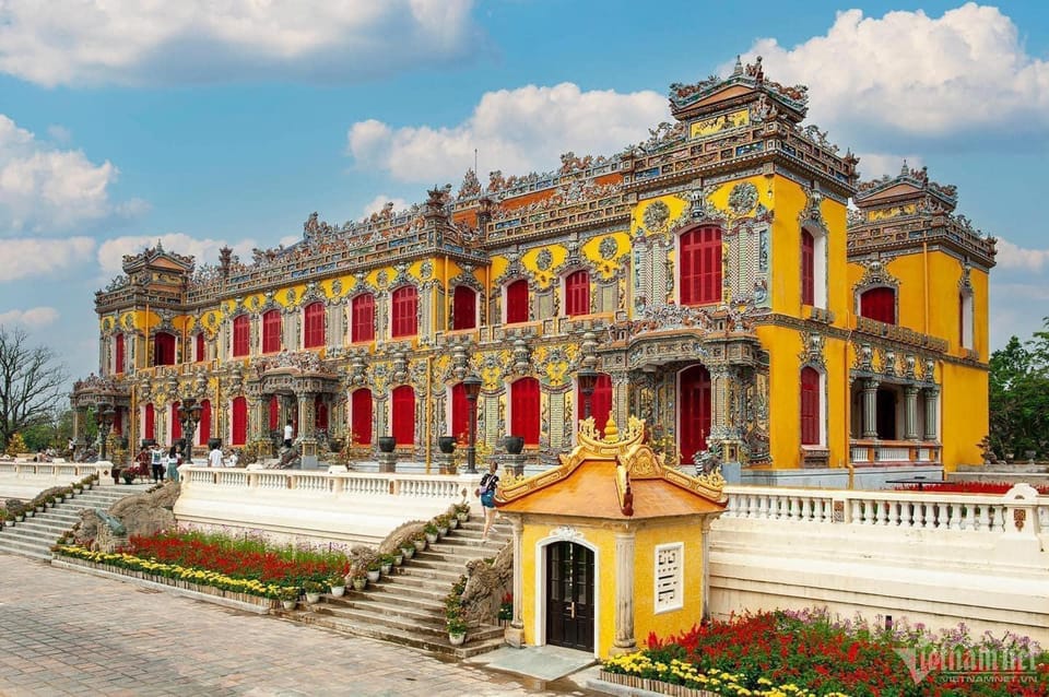 Da Nang: Hue Imperial City via Hai Van Pass Private Tour - Booking Your Tour