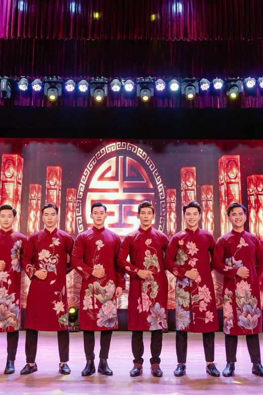 Da Nang The Ao Dai Show: Timeless Vietnamese Elegance - Visitor Tips and Recommendations