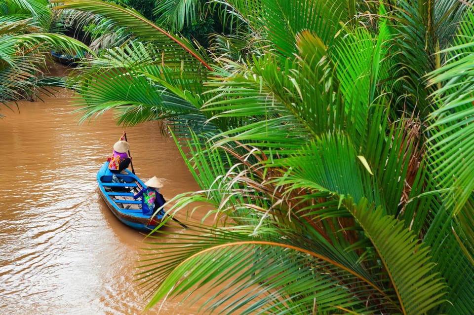 Daily Tour: Cu Chi Tunnels and Mekong Delta Full Day - Dining and Refreshments