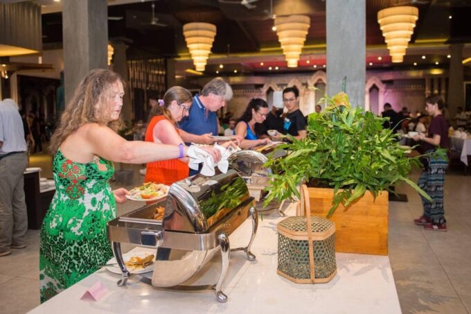 Dinner Show Apsara Dance, Pickup Round Trip Included - Tips for Attendees