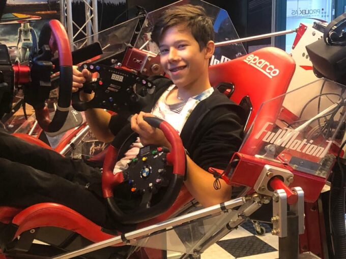 Drammen: Racing Center Simulator Experience - Language and Instructor Support