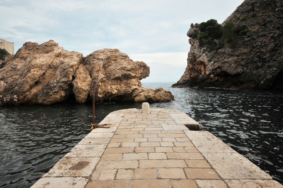 Dubrovnik: Lokrum Island Game of Thrones Tour - Discovering the City of Qarth