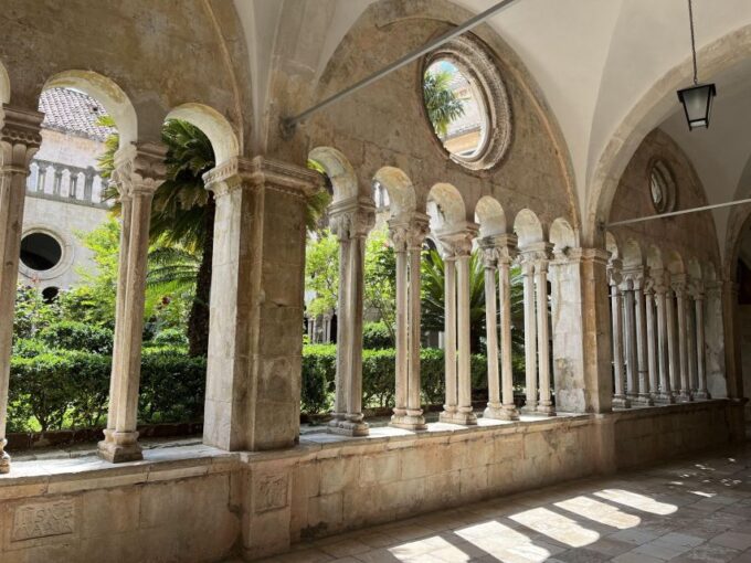 Dubrovnik Walking Tour With 4 Main Museums - Important Information