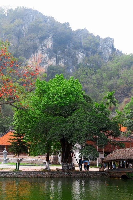 Duong Lam Ancient Village Private Day Tour - Frequently Asked Questions