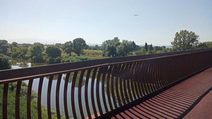 Easy Gravel Bike Tour With Organic Pic Nic in the Park - Tour Cancellation Policy