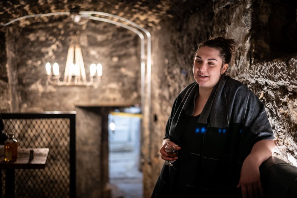 Edinburgh: Gin Tasting at Underground Venue - Booking Information and Tips