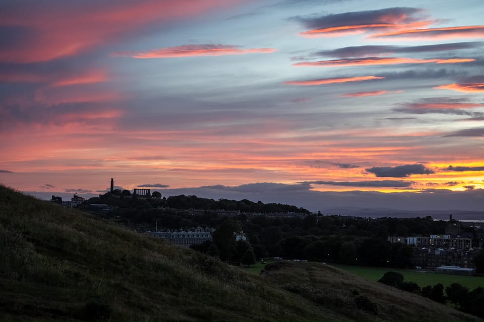 Edinburgh: Sunset Hike to Arthurs Seat With Local Guide - Booking Information and Policies