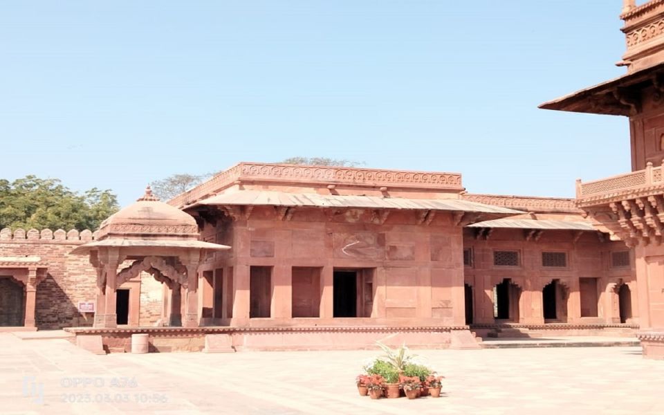 From Agra: One Day Trip of Taj Mahal & Fatehpur Sikri - Language Options