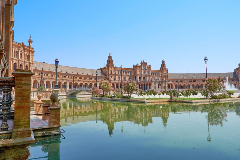 From Algarve: Private Seville Day Trip With Transfer - Sweeping City Views