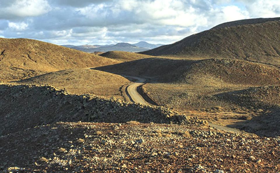 From Caleta De Fuste or Corralejo 5-6 Hours E-Bike Tour - Scenic Views