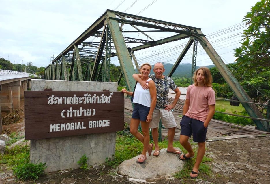 From Chiang Mai: Day Tour to Pai Highlights by Private Car - Visiting Pai Attractions