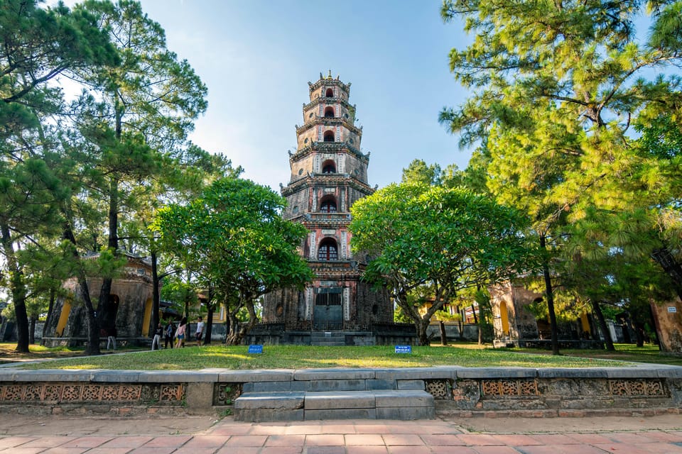 From Da Nang : Private Day Trip to Imperial City - Hue - Local Tips and Etiquette