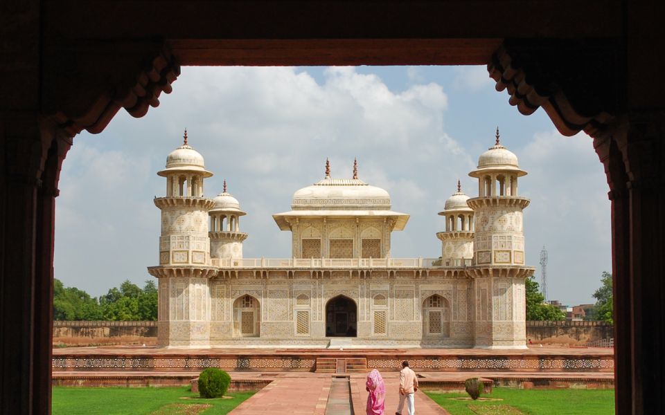 From Delhi: Agra Taj Mahal Tour By Car - Languages and Accessibility