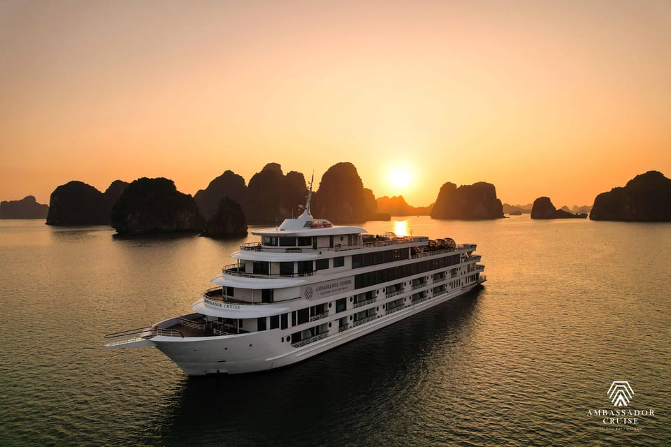 From Halong: HALONG DINNER CRUISE With ENTERTAINMENT - Prohibited Items